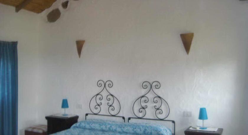 Agriturismo Spridda Bed & Breakfast Arzachena Rom bilde