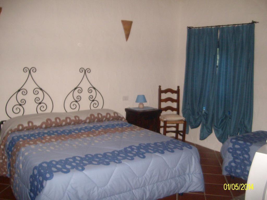 Agriturismo Spridda Bed & Breakfast Arzachena Rom bilde