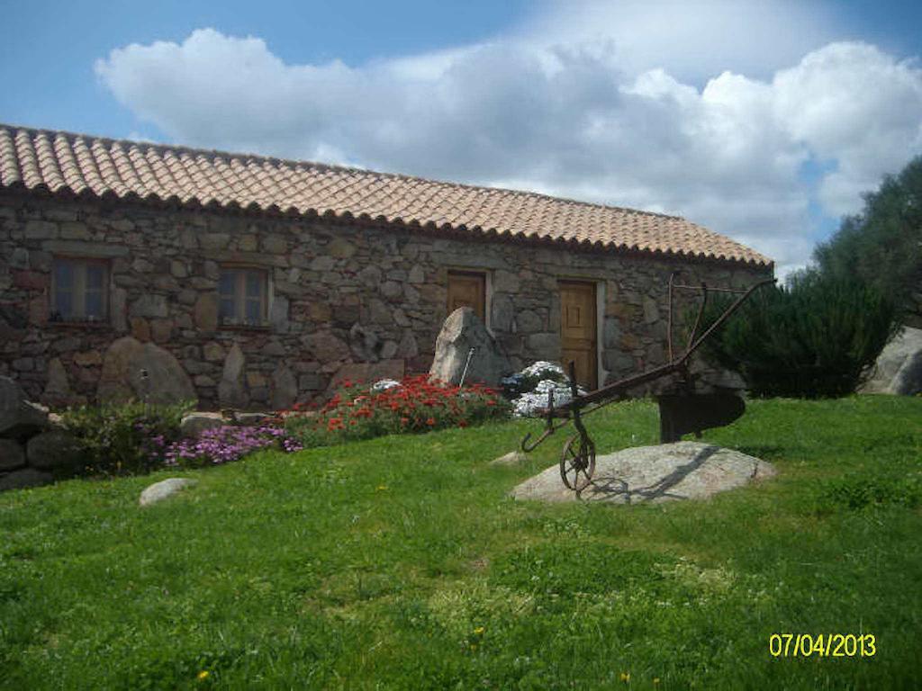 Agriturismo Spridda Bed & Breakfast Arzachena Eksteriør bilde